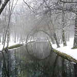 Refugio Dos Coviais * غوآردا