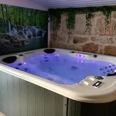 Refugio Dos Coviais Holiday home *